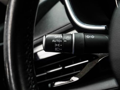 Used 2024 Acura MDX w/ Technology Package FWD image 32