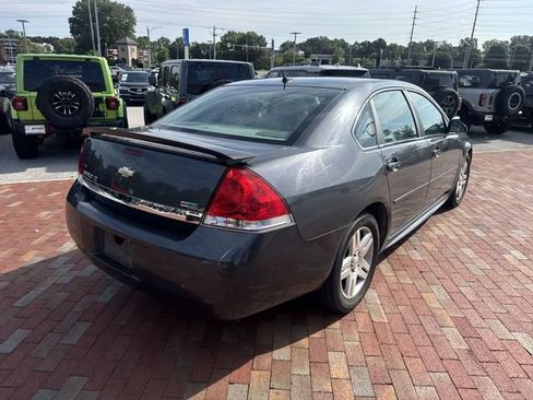 Used 2010 Chevrolet Impala LT w/ Luxury Edition Package FWD image 14