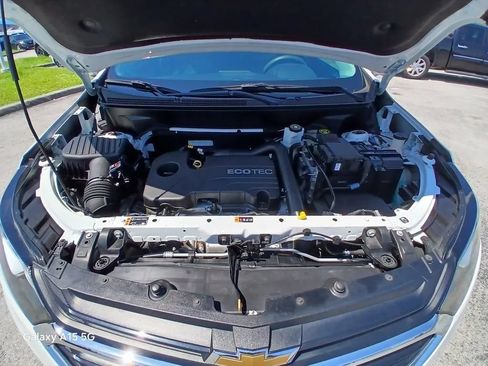 Used 2021 Chevrolet Equinox LT FWD image 21