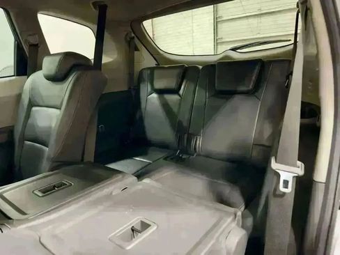 Used 2008 Subaru Tribeca Limited image 18