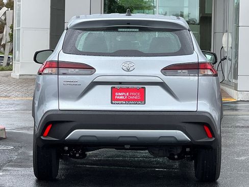 New 2026 Toyota Corolla Cross L image 8