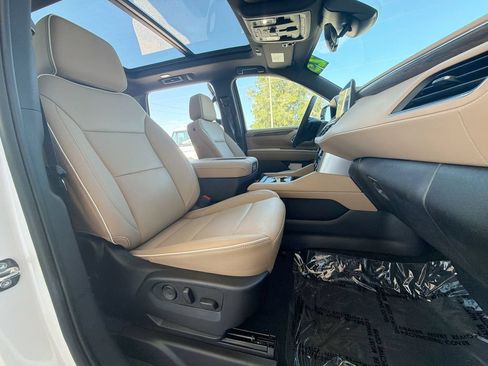 Used 2023 Chevrolet Tahoe Premier w/ Premium Package 2 RWD image 13