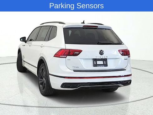 Used 2024 Volkswagen Tiguan SE R-Line AWD/4WD image 4