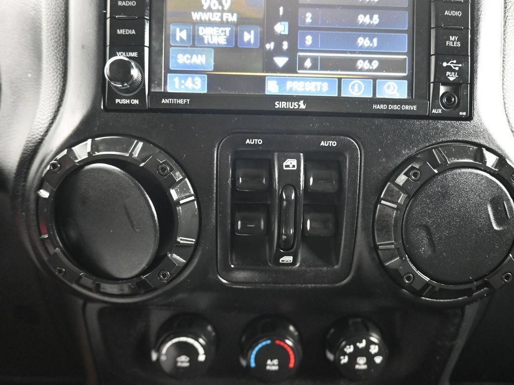 Used 2016 Jeep Wrangler Unlimited Sport AWD/4WD image 17