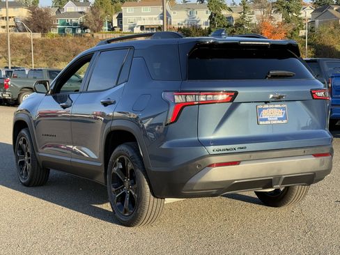 New 2026 Chevrolet Equinox LT w/ Midnight Edition image 3