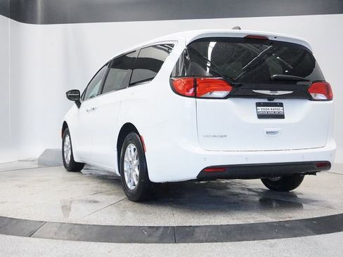 New 2026 Chrysler Voyager LX image 6