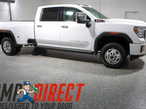 Used 2022 GMC Sierra 3500 Denali image 6