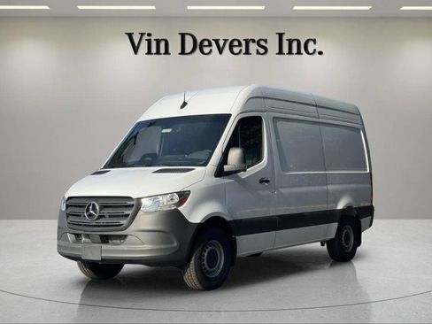 New 2025 Mercedes-Benz Sprinter 2500 image 1