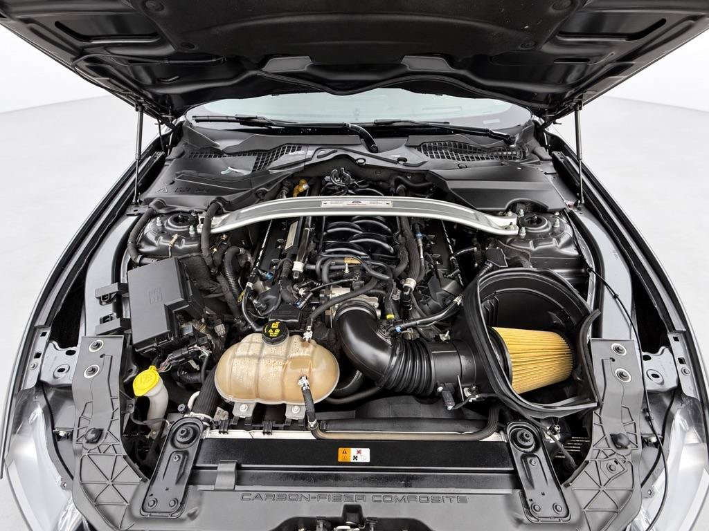 Used 2016 Ford Mustang Shelby GT350 w/ Technology Package RWD image 25