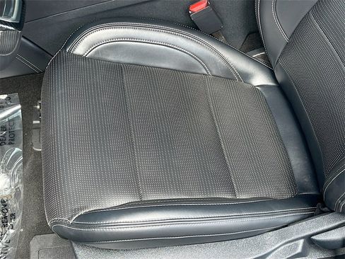 Used 2024 Ford Mustang GT Premium image 19