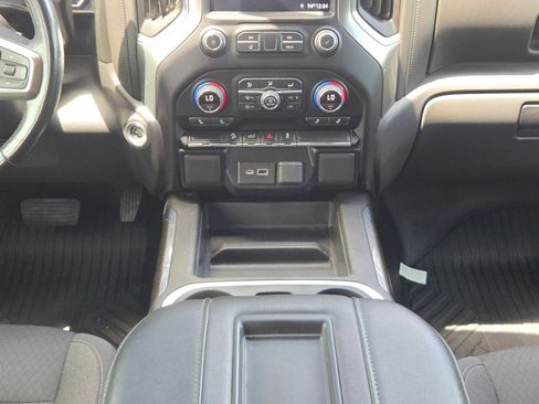 Used 2021 Chevrolet Silverado 1500 LT Trail Boss w/ Bed Protection Package AWD/4WD image 17