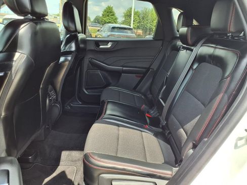 Used 2025 Ford Escape ST-Line Elite AWD/4WD image 25