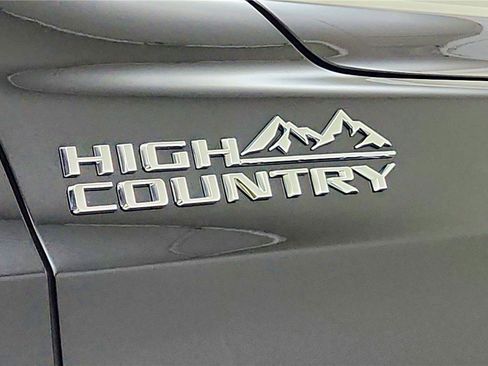 Used 2023 Chevrolet Tahoe High Country AWD/4WD image 36