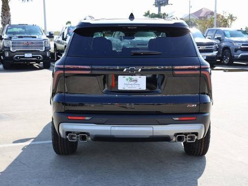 New 2026 Chevrolet Traverse Z71 w/ Driver Confidence Package image 7