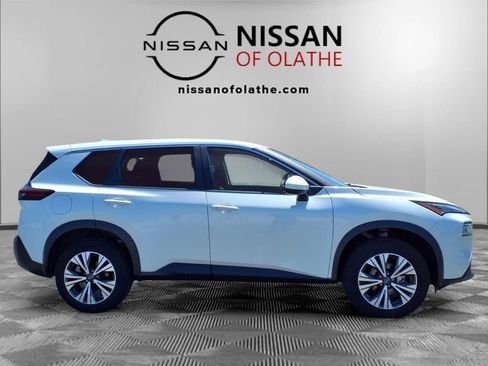 Certified 2023 Nissan Rogue SV AWD/4WD image 30