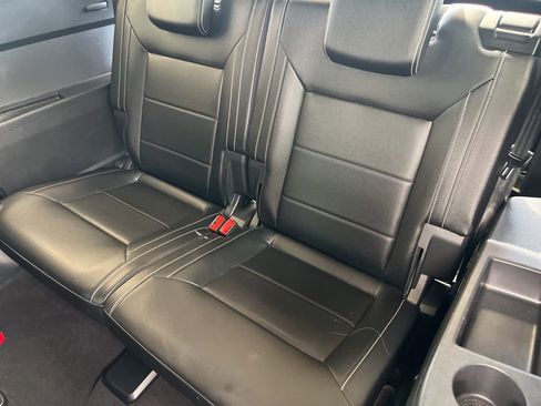 Used 2022 Volkswagen Atlas SE image 26