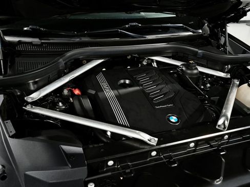 Used 2019 BMW X5 xDrive40i w/ Convenience Package image 13