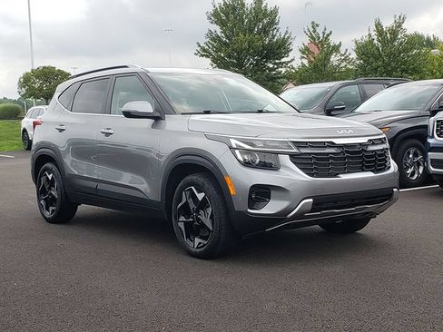 Certified 2024 Kia Seltos EX AWD/4WD image 8