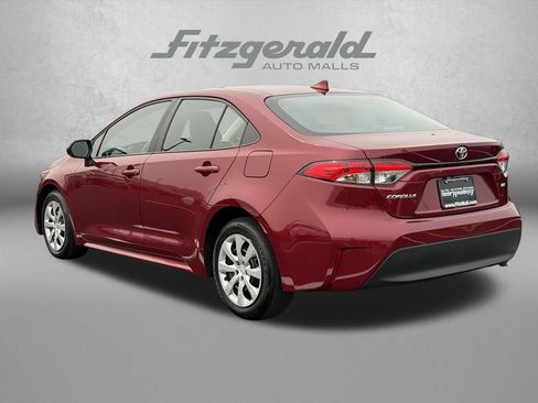 Used 2025 Toyota Corolla LE FWD image 10