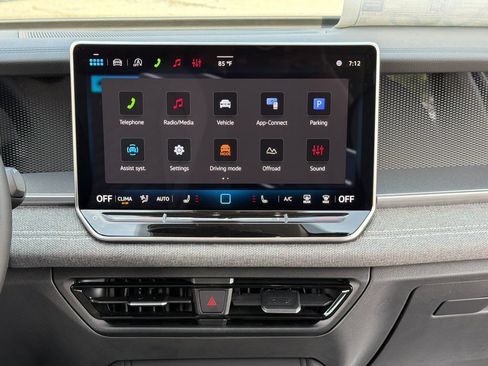 New 2026 Volkswagen Tiguan S AWD/4WD image 9