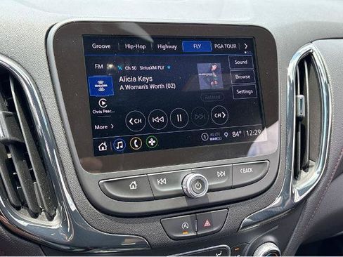 Used 2024 Chevrolet Equinox RS AWD/4WD image 22