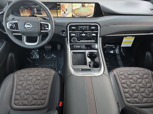 New 2025 Nissan Armada Platinum w/ Convenience Package image 3