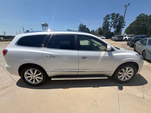 Used 2017 Buick Enclave Premium w/ Trailering Package FWD image 5
