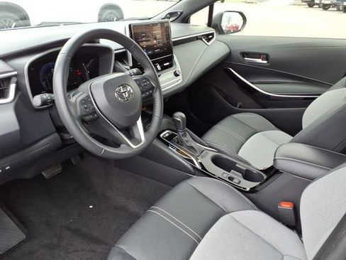 Certified 2025 Toyota Corolla XSE image 12