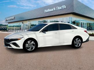 Used 2025 Hyundai Elantra Sport FWD video 2