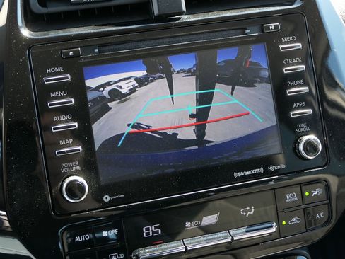 Used 2020 Toyota Prius Prime LE image 21