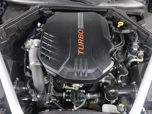 Used 2023 Kia Stinger GT2 image 36
