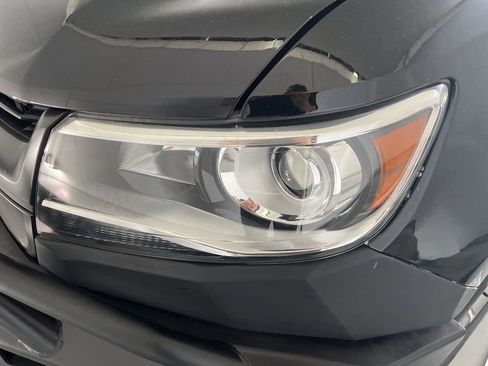 Used 2018 Chevrolet Colorado Z71 AWD/4WD image 28