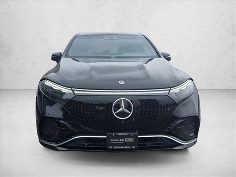 Used 2023 Mercedes-Benz EQS 580 4MATIC SUV image 2