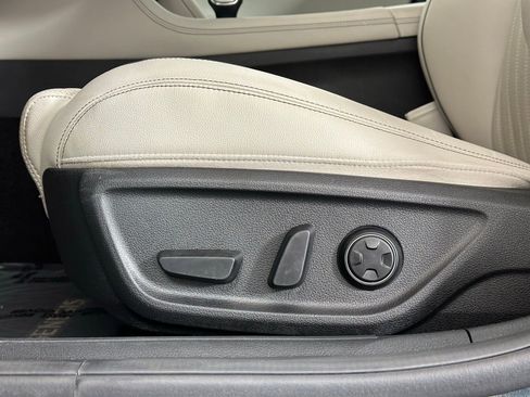 Used 2023 Genesis G70 2.0T w/ Sport Prestige Package image 7