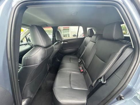 Used 2025 Toyota Corolla Cross XLE FWD image 16