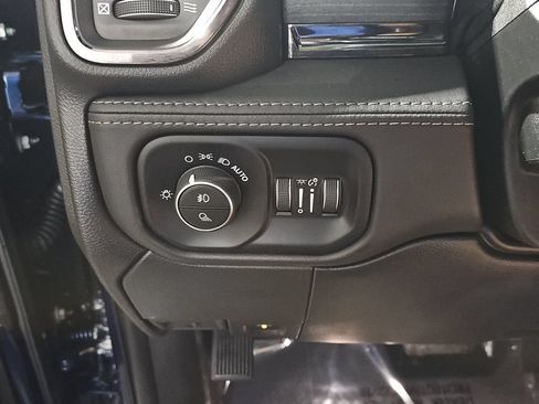 Used 2022 RAM 2500 Limited w/ Night Edition AWD/4WD image 30