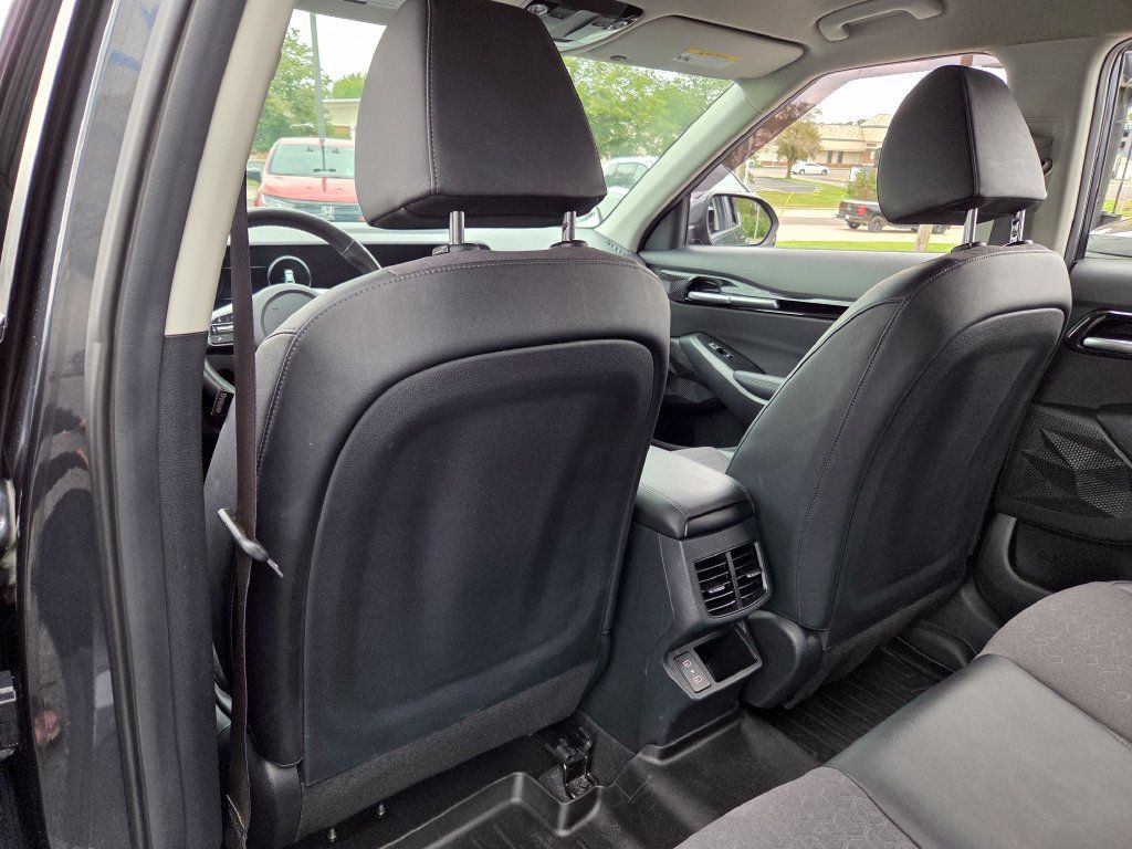 Used 2024 Kia Seltos S AWD/4WD image 17