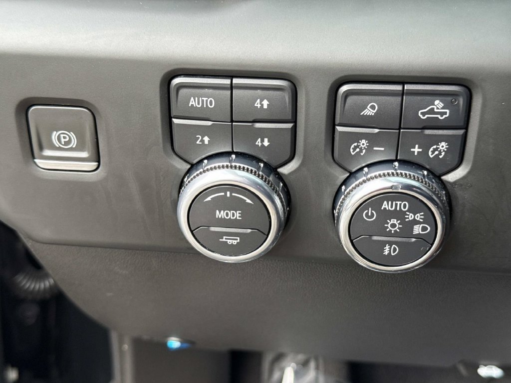 Used 2023 GMC Sierra 1500 Denali Ultimate AWD/4WD image 45