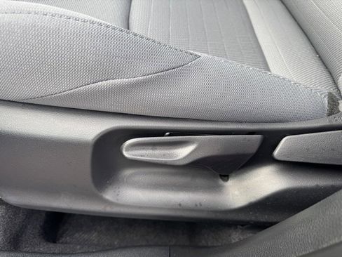 Certified 2026 Toyota Corolla Cross SE image 18