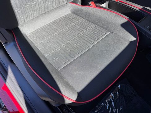 Used 2024 FIAT 500 e (RED) FWD image 33