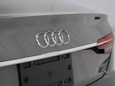 Used 2023 Audi A4 2.0T Premium w/ Convenience Package AWD/4WD image 8