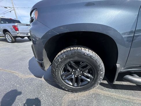 Used 2020 Chevrolet Silverado 1500 LT Trail Boss image 10