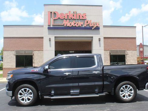 Used 2022 Chevrolet Silverado 1500 LTZ AWD/4WD image 10