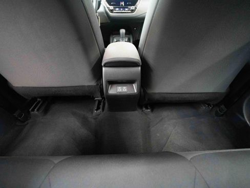 Used 2025 Toyota Corolla LE FWD image 22