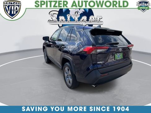 Used 2024 Toyota RAV4 XLE AWD/4WD image 7