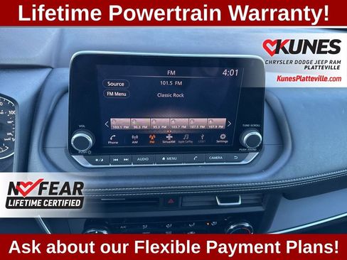 Used 2023 Nissan Rogue S image 23