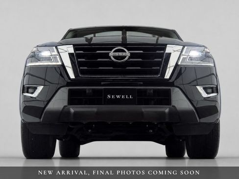 Used 2023 Nissan Armada SL w/ Captain's Chairs Package RWD image 4