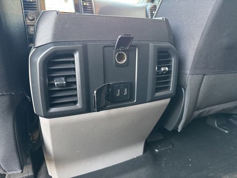 Used 2018 Ford F150 XL w/ Equipment Group 101A Mid image 11