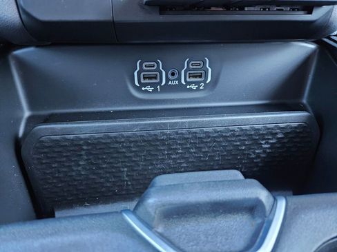 Used 2024 RAM 1500 Laramie image 27