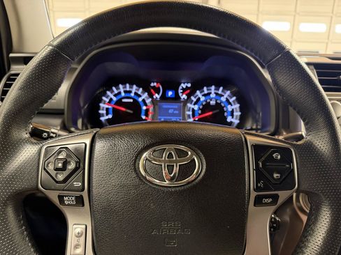 Used 2019 Toyota 4Runner Limited RWD image 18